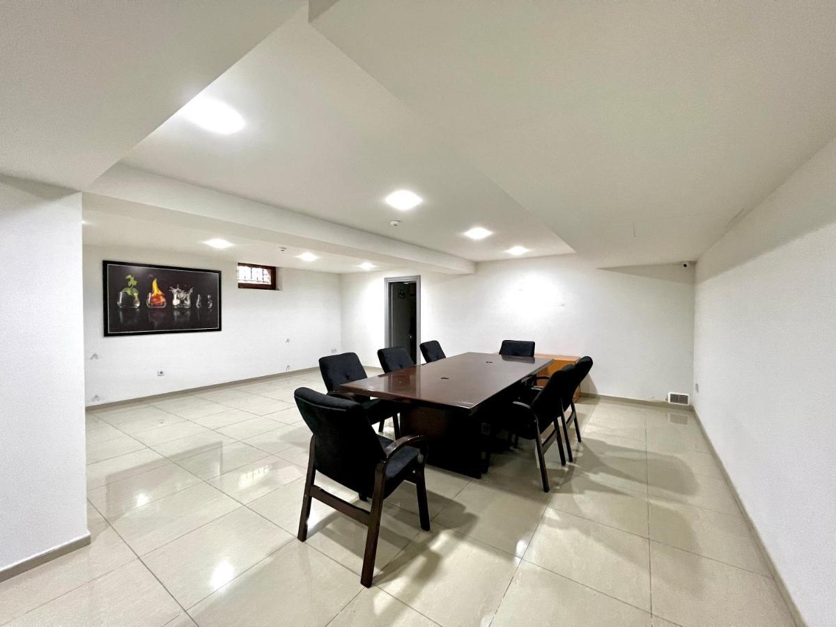 Queen Hostel 第比利斯 外观 照片
