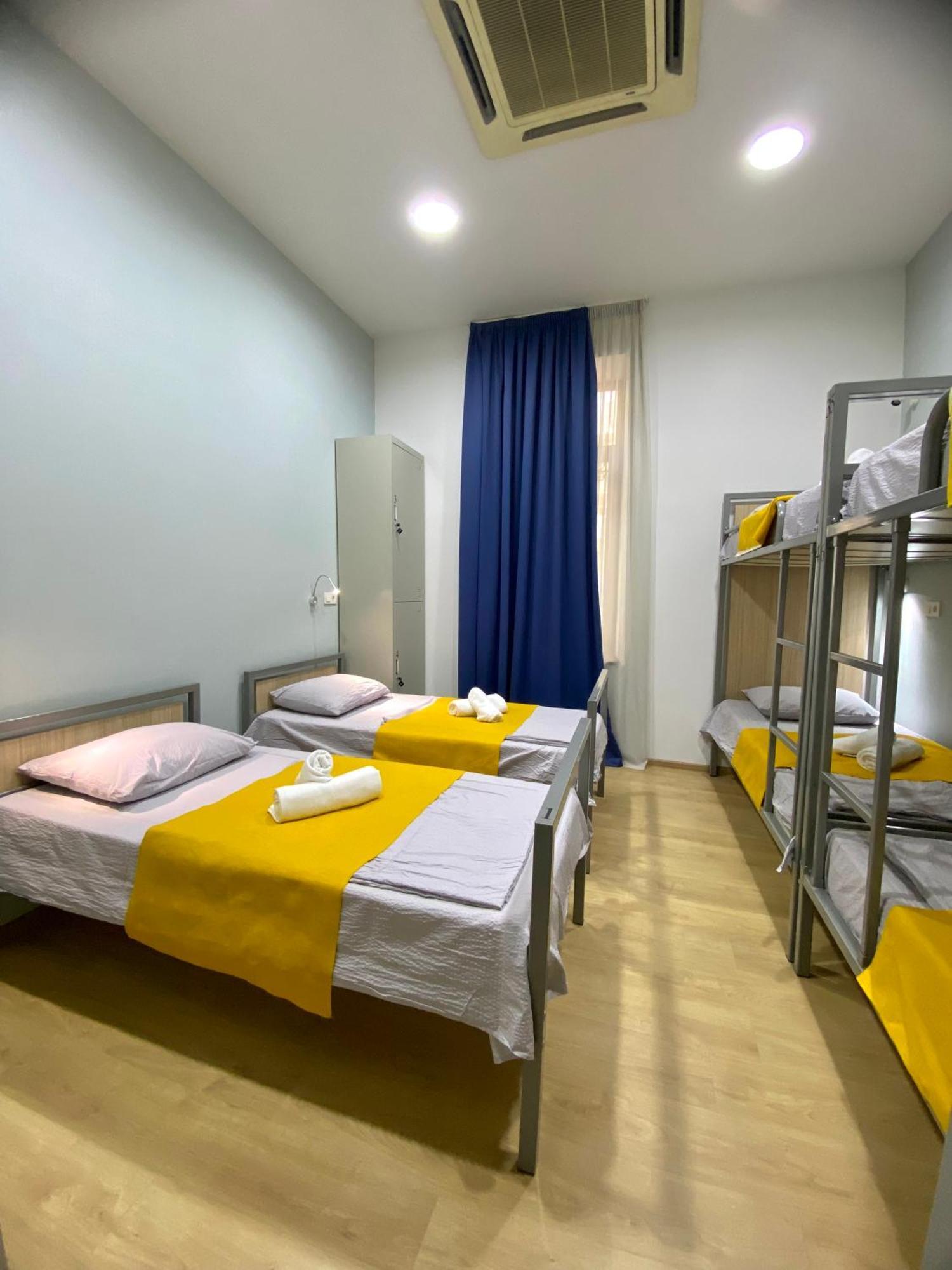 Queen Hostel 第比利斯 外观 照片